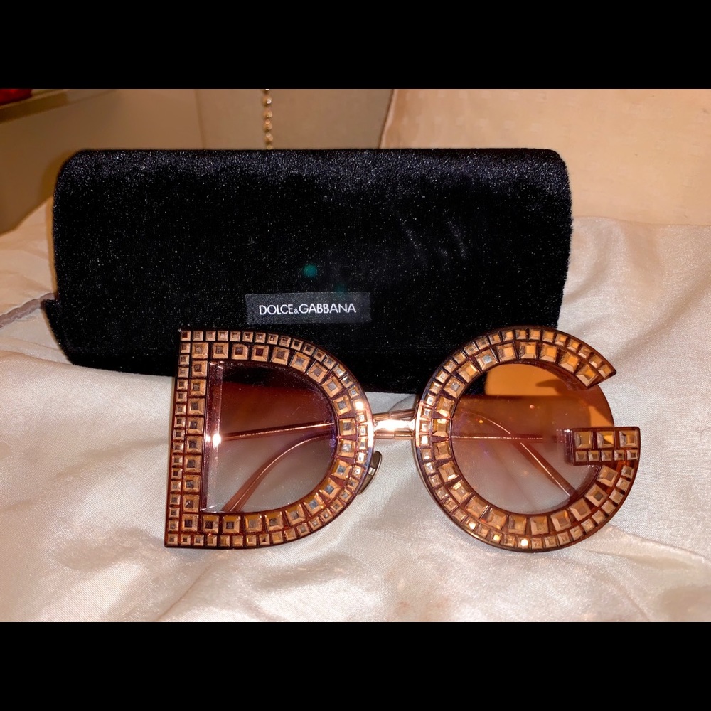 Dolce and Gabanna (D&G) sunglasses!
